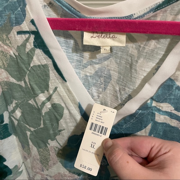 NWT Anthropologie top - Picture 3 of 5